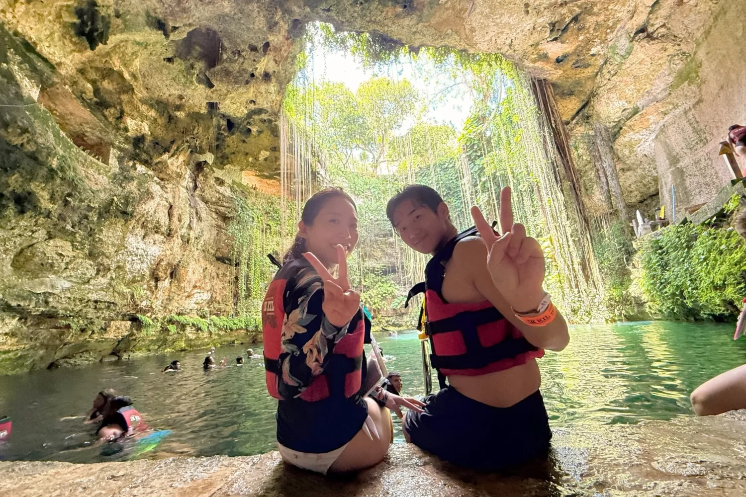 セノーテ・イキル